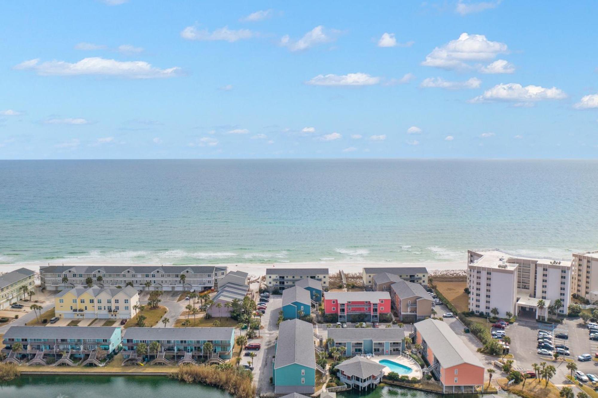 Villas On The Gulf L1- Ocean View Steps To Beach! شاطئ بنساكولا المظهر الخارجي الصورة